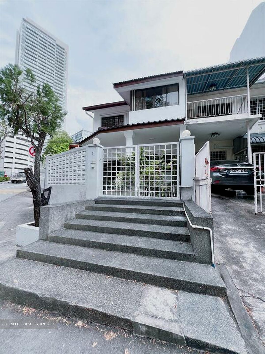Orchard Road (D9), Terrace #577750911